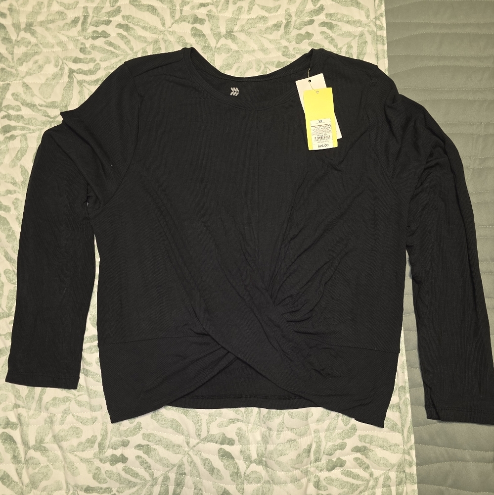 Womens All In Motion Long Sleeve Twist Front Crop Workout Top